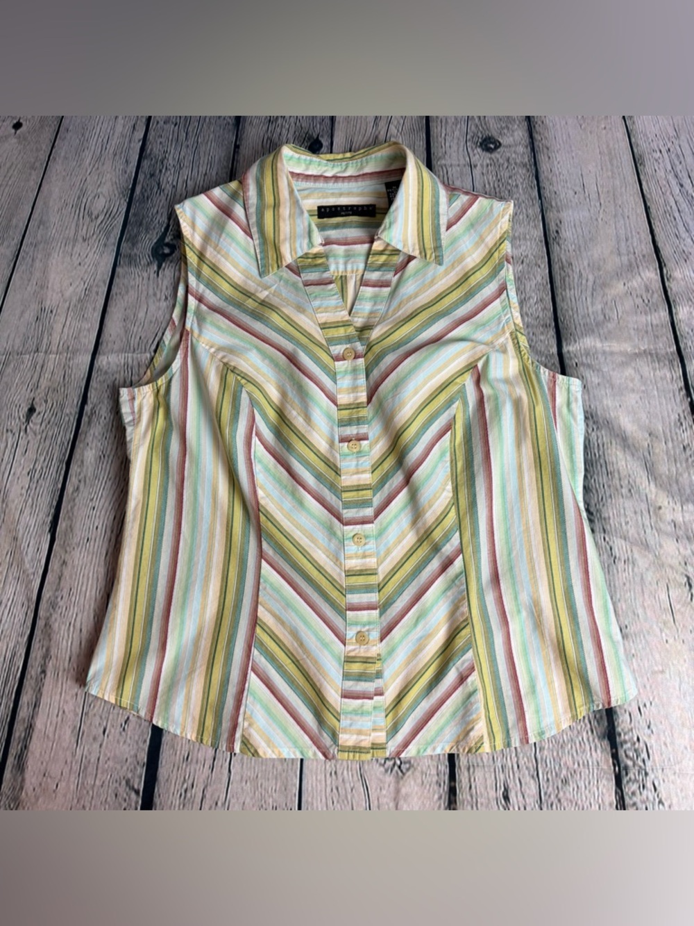 Apostrophe Vtg Y2K Colorful Chevron Striped Sleeveless Shirt Size Medium Petites